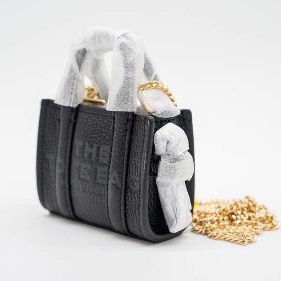 Marc Jacobs Nano Tote Crossbody Chain Black - Picture 4 of 9